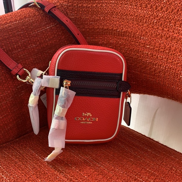 🔥NWT Coach Crossbody Bag - Picture 3 of 6